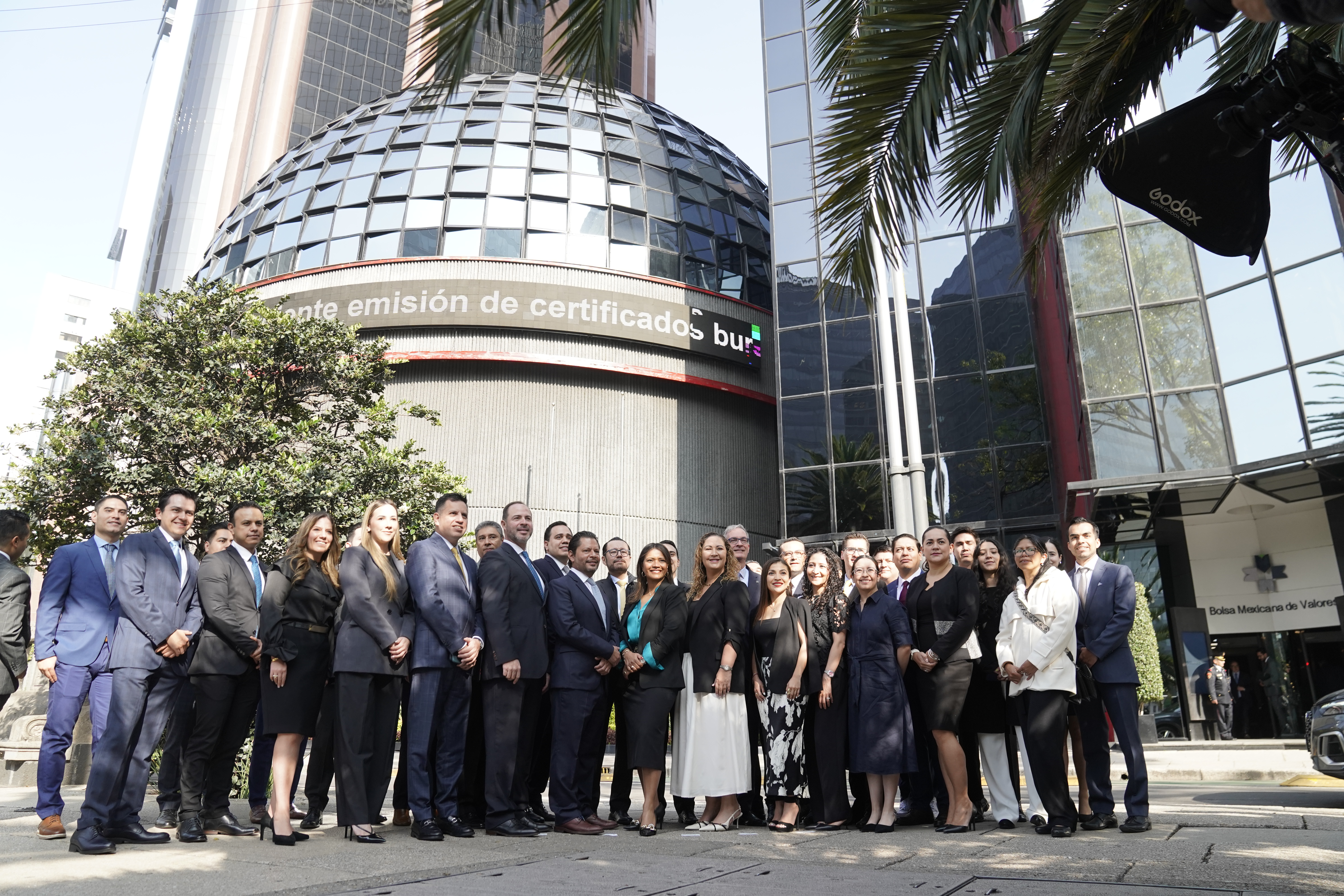 Daimler México realiza exitosa emisión de bonos por MXN 3,000 millones con sobresuscripción